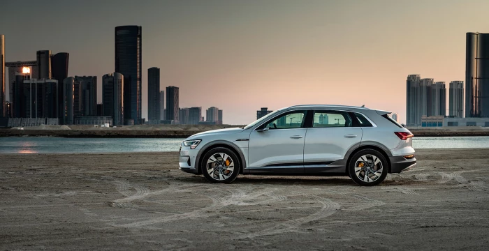 audi etron quatro.700x360.q90 1
