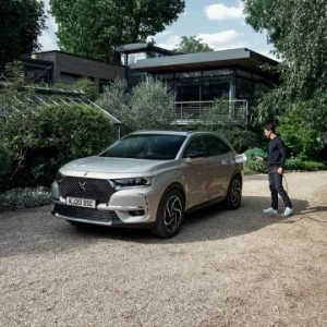 ds_7_crossback_e-tense_225.700x360.q90