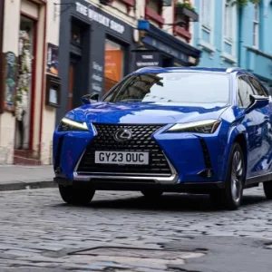 lexus_ux300e_2023.700x360.q90