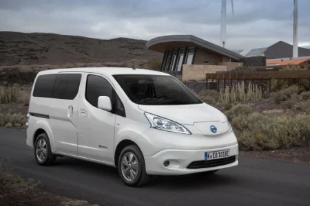 nissan-env200-seated.700x360.q90