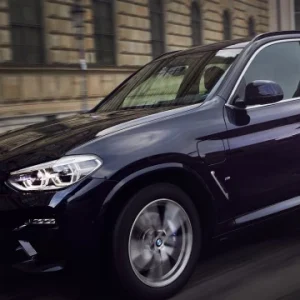 p90336018_highres_the-bmw-x3-xdrive30e.700x360.q90
