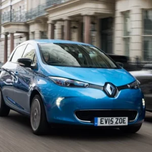 renault_zoe_town.700x360.q90