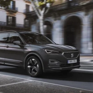 seat_tarraco_fr_phev_3.700x360.q90