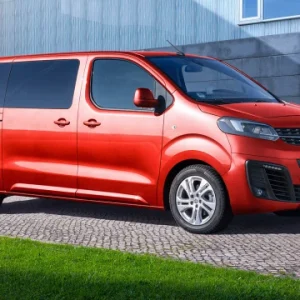 vauxhall_vivaro-e_life-1.700x360.q90